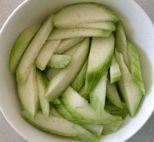 减肥水瓜怎么吃,水瓜减肥食谱,教你如何科学食用 第1张 减肥水瓜怎么吃,水瓜减肥食谱,教你如何科学食用 第1张